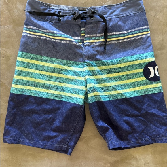 Hurley Hybrid Blue and Green Surf Shorts - Picture 1 of 3